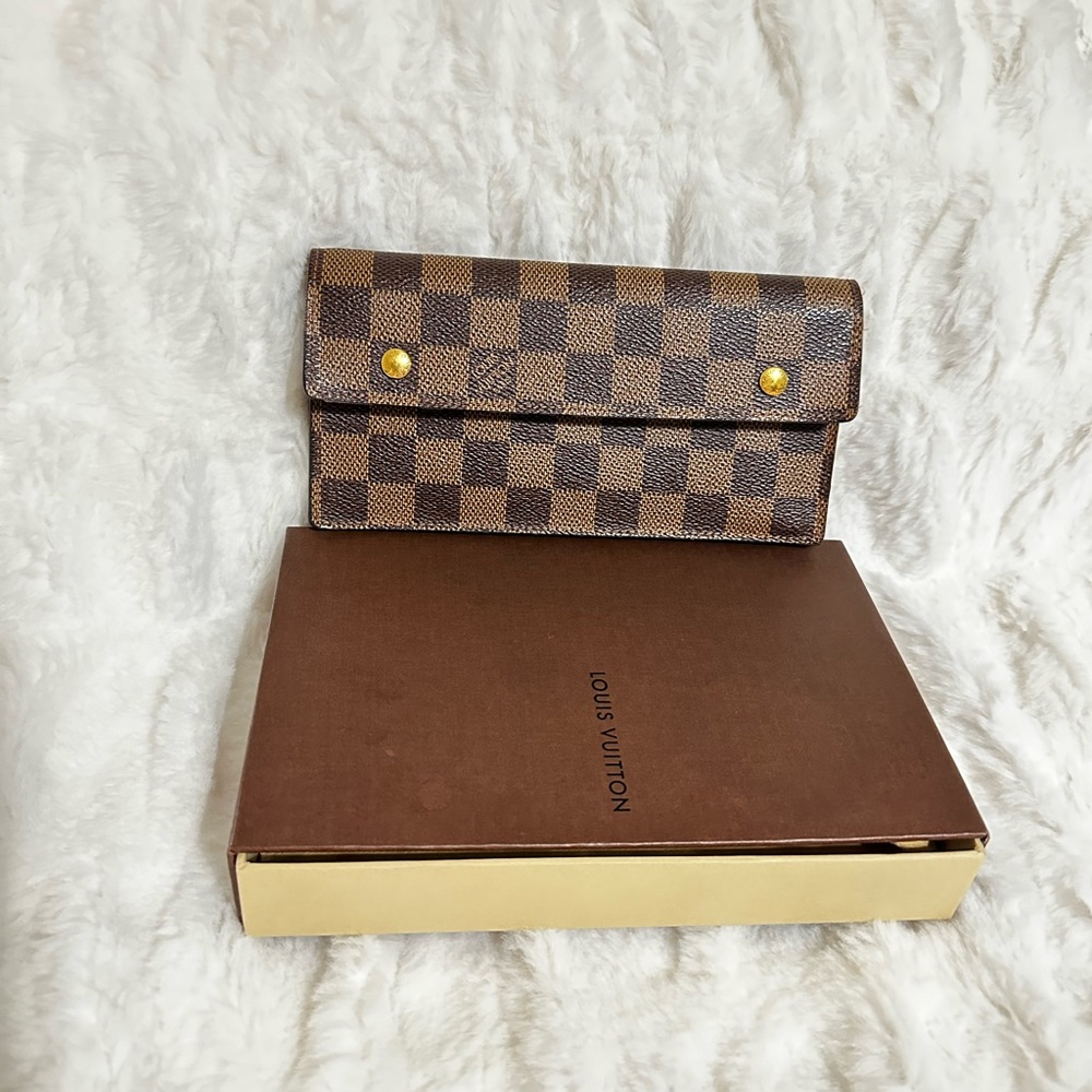 Louis Vuitton Accordion Damier Ebene Long wallet